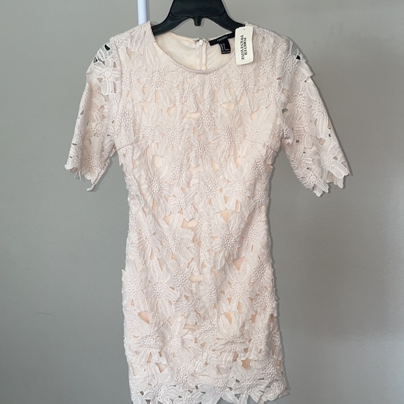Forever 21 Vintage Floral Embroidered Dress - Picture 2 of 9